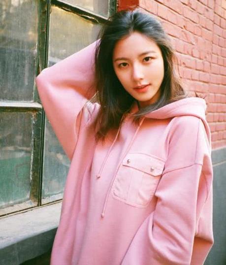 出轨初恋的女人一般是什么结果_出轨初恋情人是爱情吗_初恋出轨